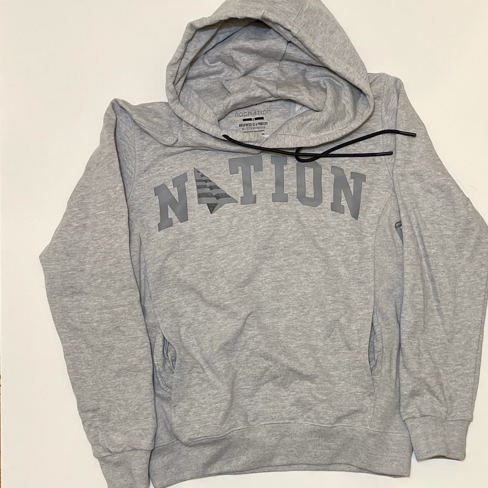Roc Nation PAPER PLANES Graphic Pullover Hoodie Men’s small